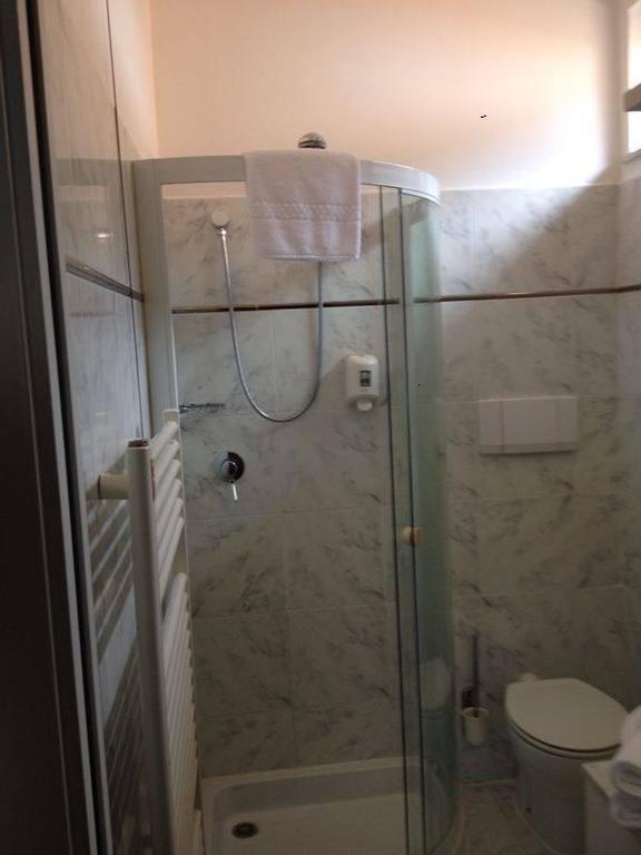 Locanda San Fiorenzo Fiorenzuola dʼArda Eksteriør billede