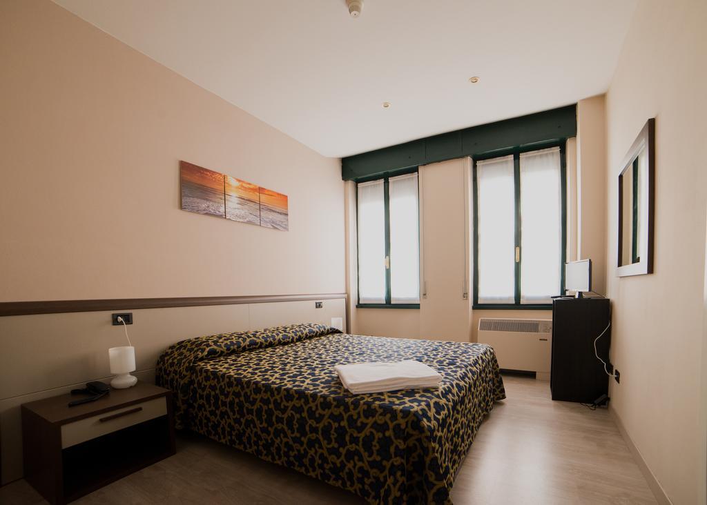 Locanda San Fiorenzo Fiorenzuola dʼArda Værelse billede